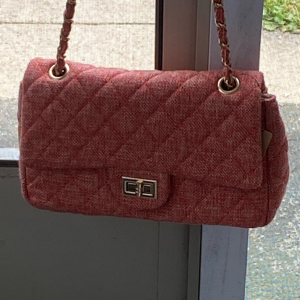 NWT HELLO 3am Elegant Quilted Pink Shoulder Bag